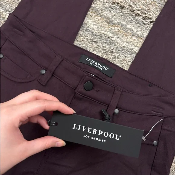 Liverpool Mid Rise Skinny Jeans Sz 4/27 NWTLiverpool Women Skinny Jeans NEW-